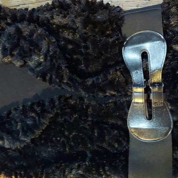 3 Tops - Picture 7 of 9